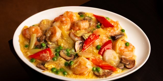 Shrimp W/ Lobster Sauce
