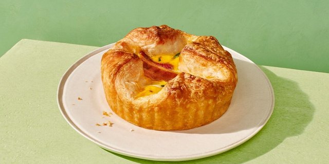 Spinach & Bacon Soufflé Boxed Breakfast