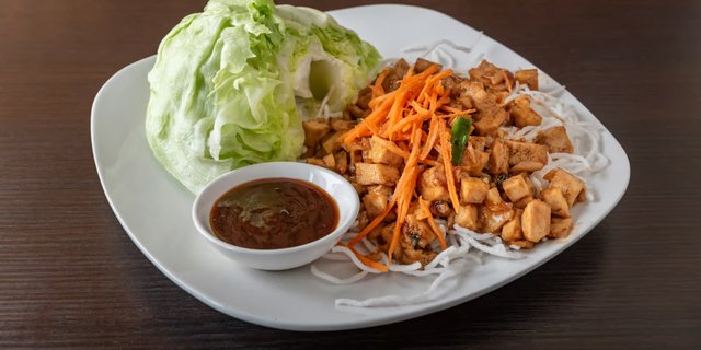 Tofu Lettuce Wraps