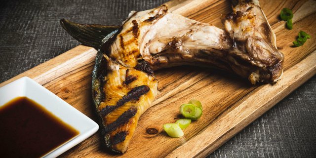 Hamachi Kama