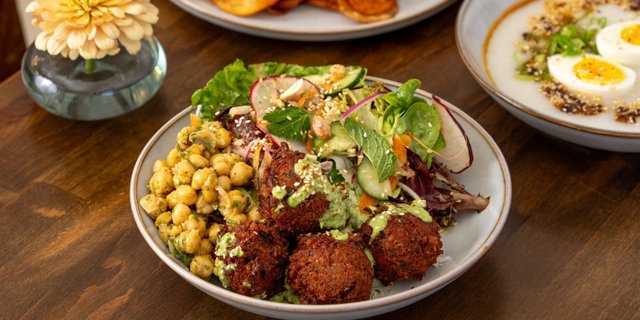 Individual Crispy Lentil Kofte Bowl