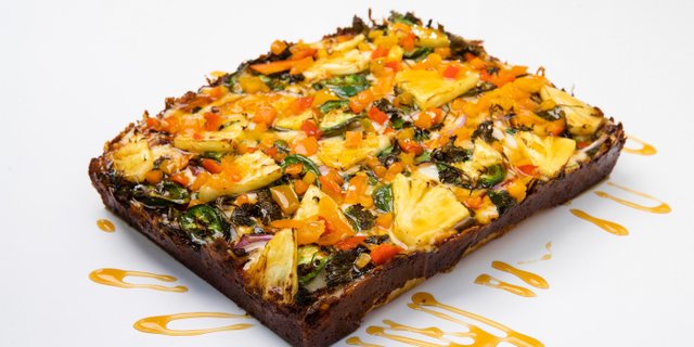 Sweet Heat Pineapple Pizza