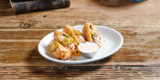 Pub Spring Rolls