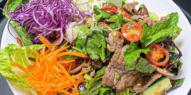 Grilled Beef Salad