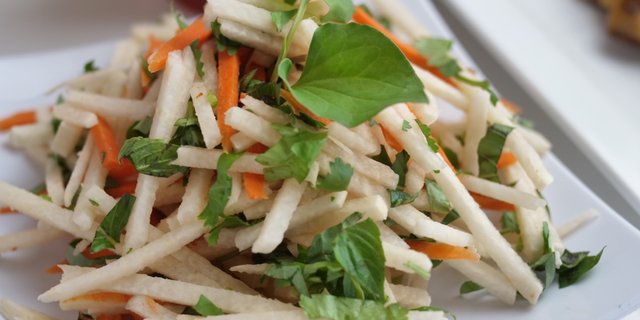 Jicama Salad w/ Shrimp