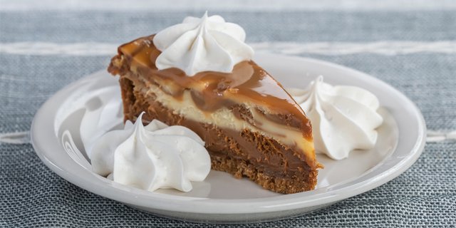 Salted Caramel Cheesecake