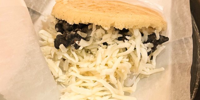 Arepa Domino