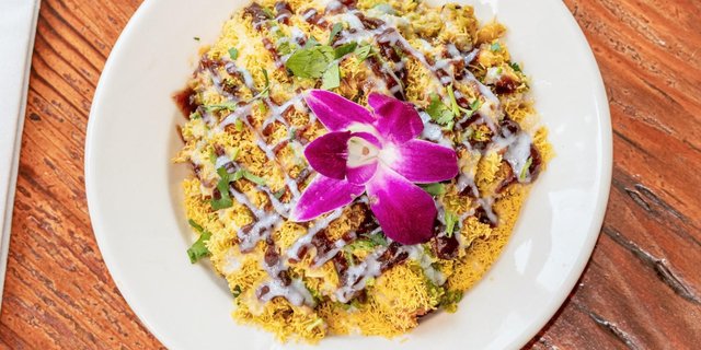 Samosa Chaat
