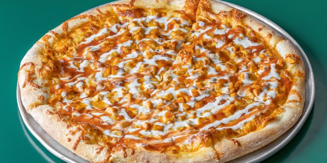 Buffalo Chicken Ranch Pizza