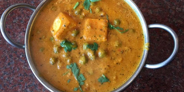 Matar Paneer