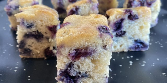 Lemonberry Coffee Cake Bites