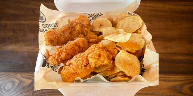 Buffalo Chicken Tenders - 3 Piece + Chips
