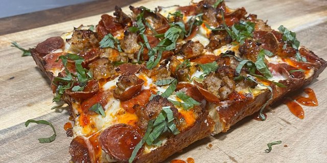 Gold Rush Pizza