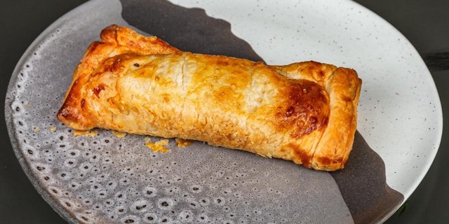 Guava & Cream Cheese Turnover