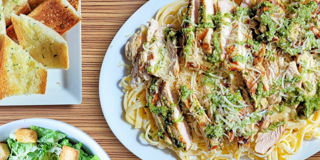Chicken Pesto Alfredo Pasta w/ Side Salad