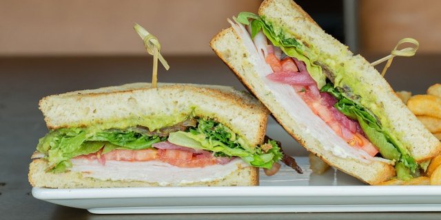 Turkey Bacon Avocado Sandwich Tray