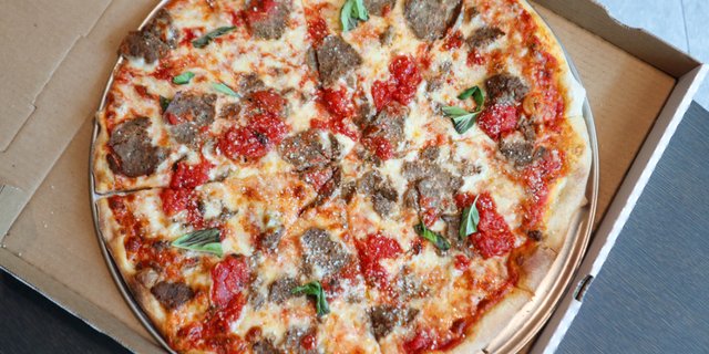 Meatball Pizza