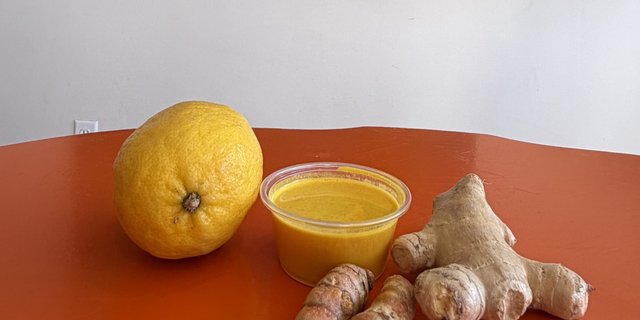 Lemon, Ginger & Turmeric Shot