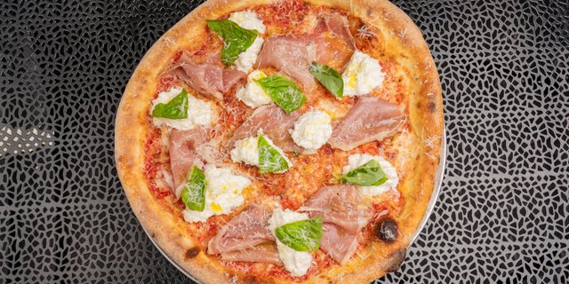 Prosciutto Burrata NY Pizza