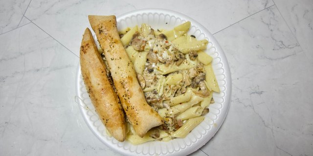 Chicken Alfredo Tray