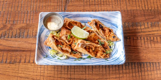 Chipotle Chicken Roll Ups