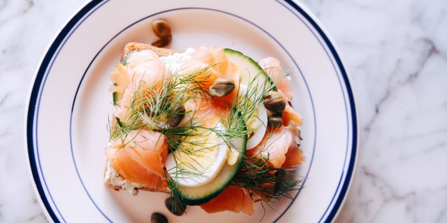 Smoked Salmon Toast Platter
