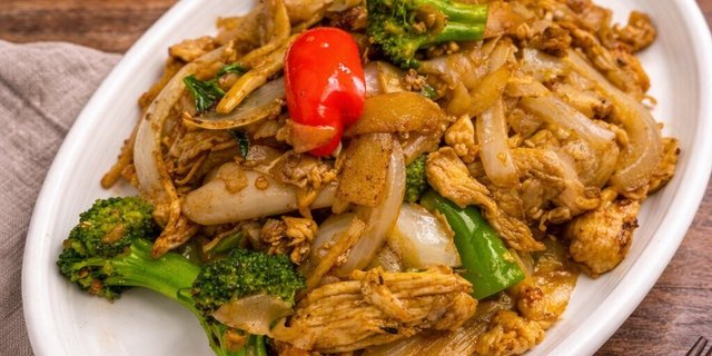 Pad Khee Mao