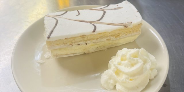 Napoleon Cake