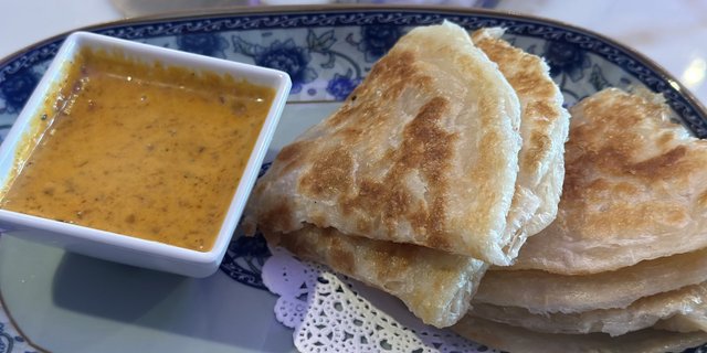 Indian Pancakes (2 Pc)