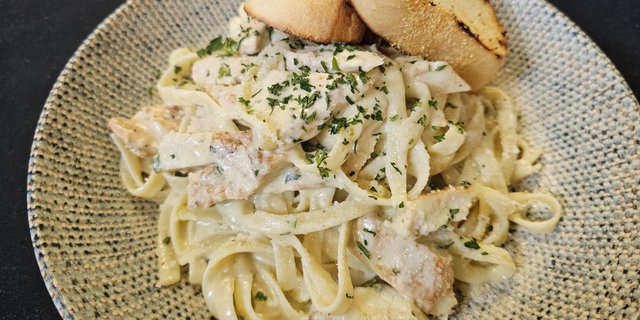 Chicken Alfredo