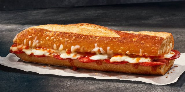 Pepperoni Mozzarella Melt – Toasted Baguette Boxed Lunch