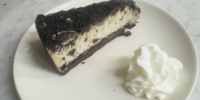 Oreo Mousse Cake