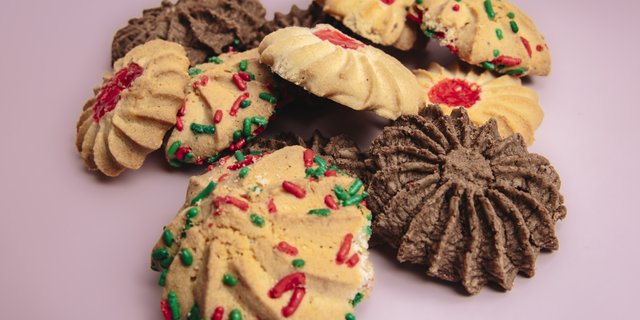 Handmade X-Large Box of Assorted Funfetti Cookies