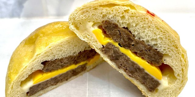 Cheeseburger Kolache