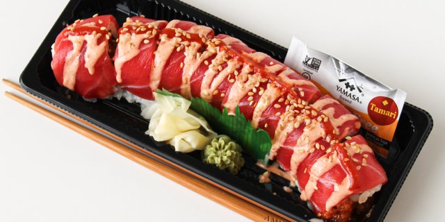 Red's Best Bluefin Roll