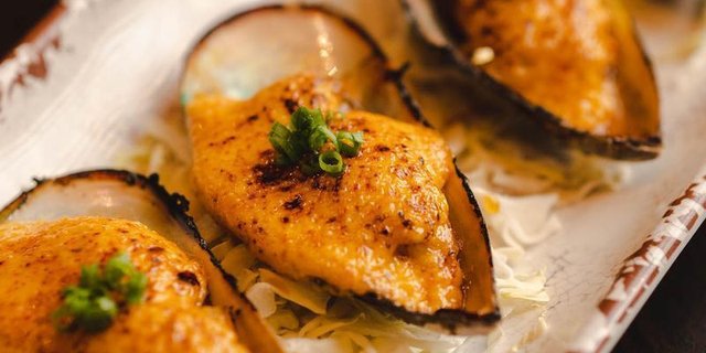 Baked Green Mussels