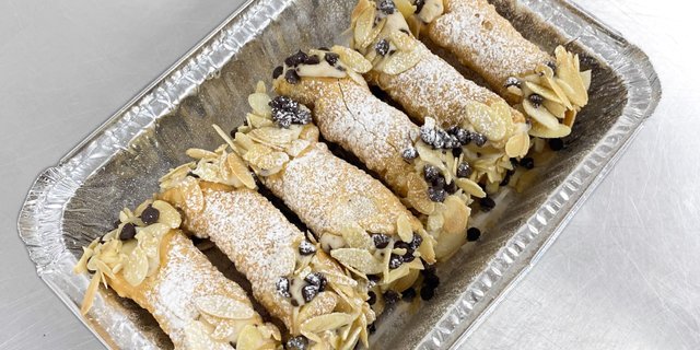 Mini Cannoli Platter