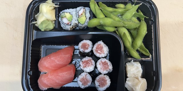 Spicy Yellowtail Bento Box