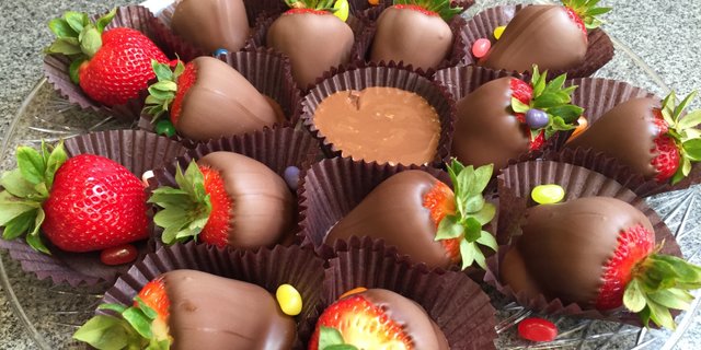 Strawberry Platter 2