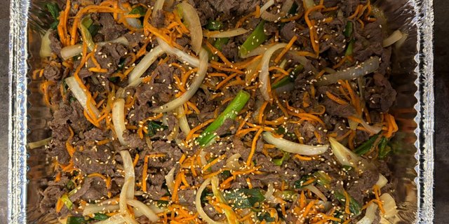 Bulgogi (Marinated Beef w/ Vegetables)