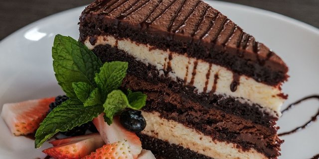 Individual Tuxedo Cake
