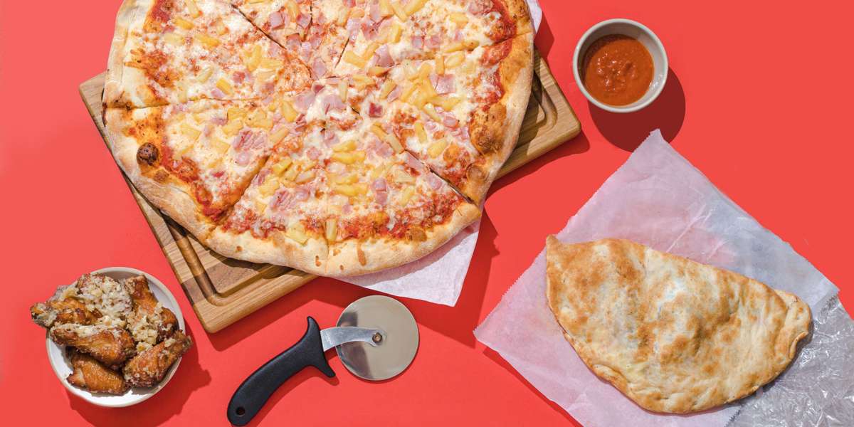 Previti Pizza & Papazzio Dining
