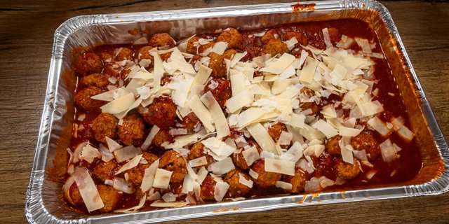 Meatballs w/ Marinara