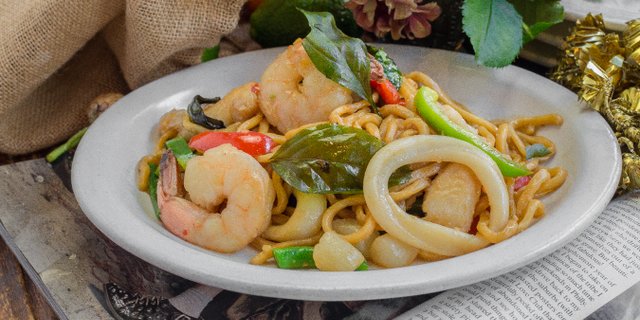 iThai Seafood Noodles