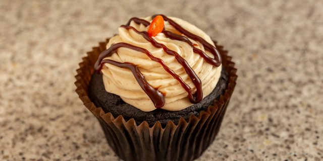 Peanut Blast Cupcake