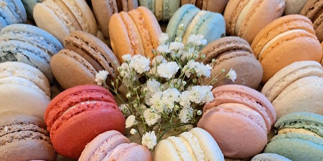 48-Piece Macaron Catering Platter