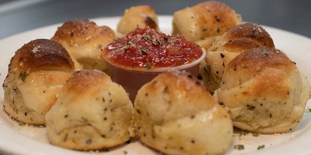 Garlic Knots