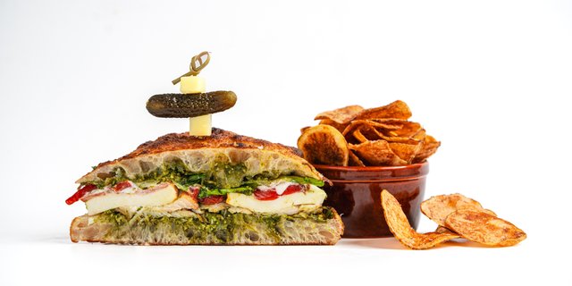 Individual Emerald Ranch Sandwich