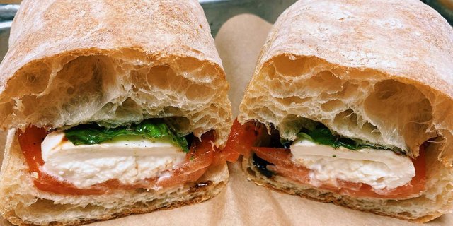 Caprese Sandwich