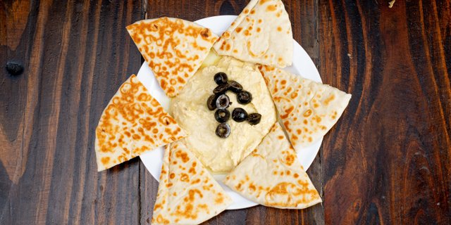 Hummus & Pita